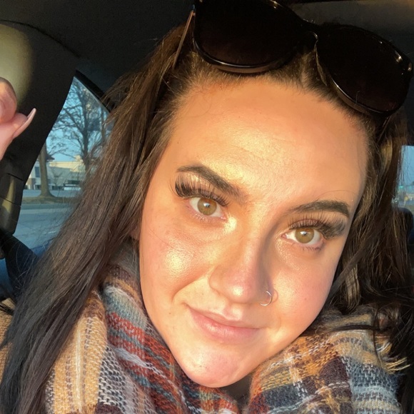 Meet your Posher, Sydney - Picture 1 of 1